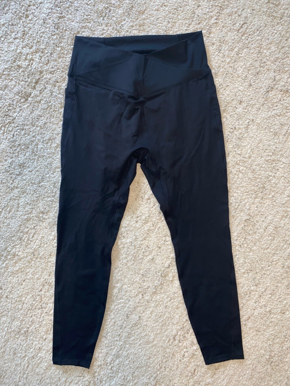 HALARA Black High-Waist 7/8 Length Leggings